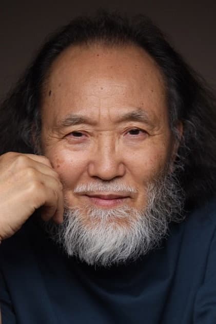 신강균