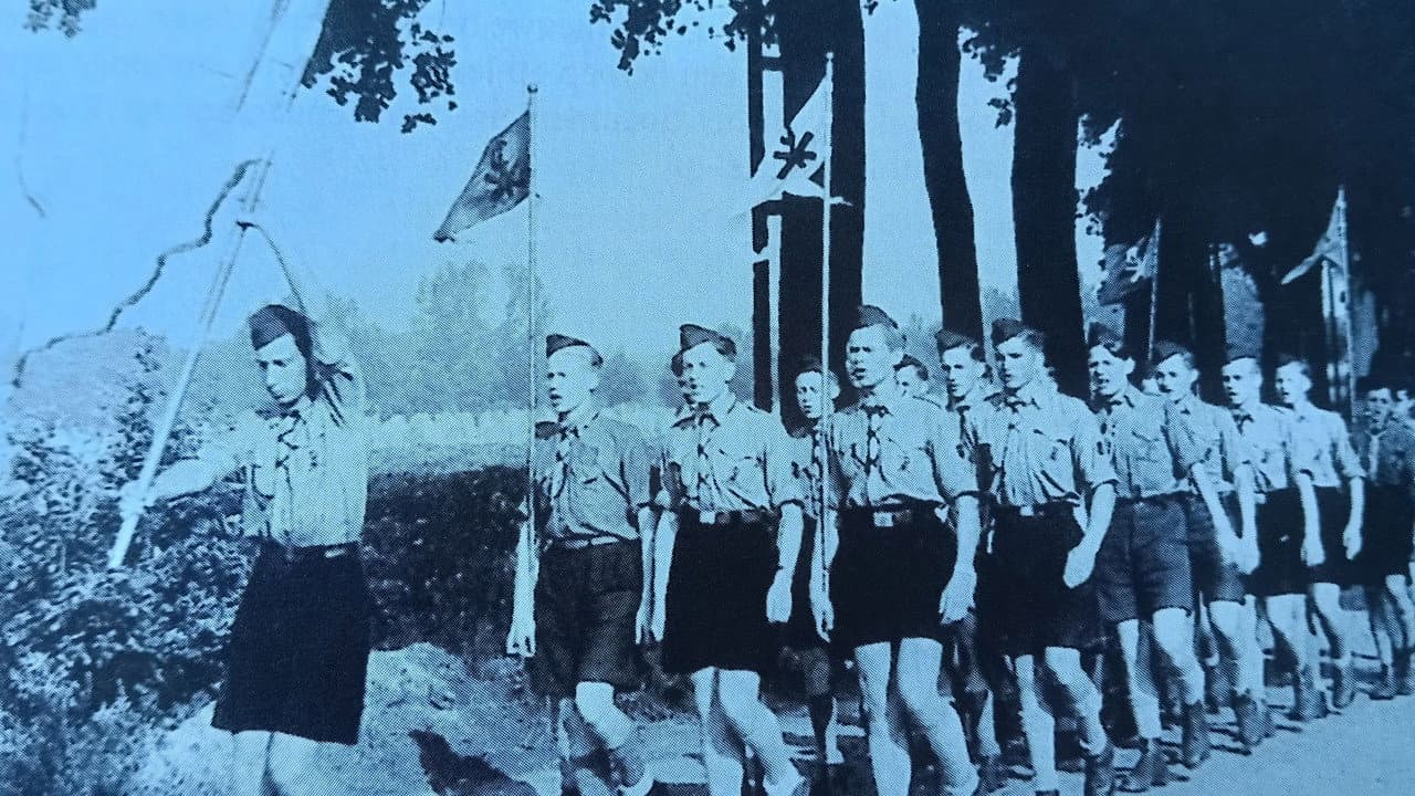 Jongens die een vlag kunnen dragen