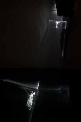 Sombra metálica en la sombra. Vapor
