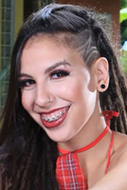 Letícia Ferola
